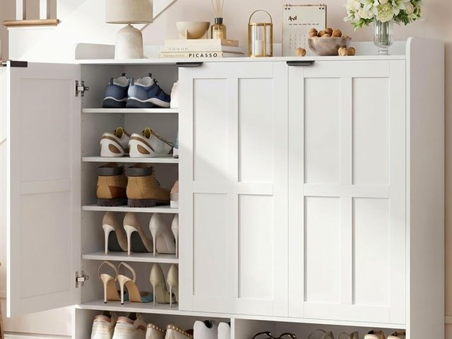 Storage & Cabinets