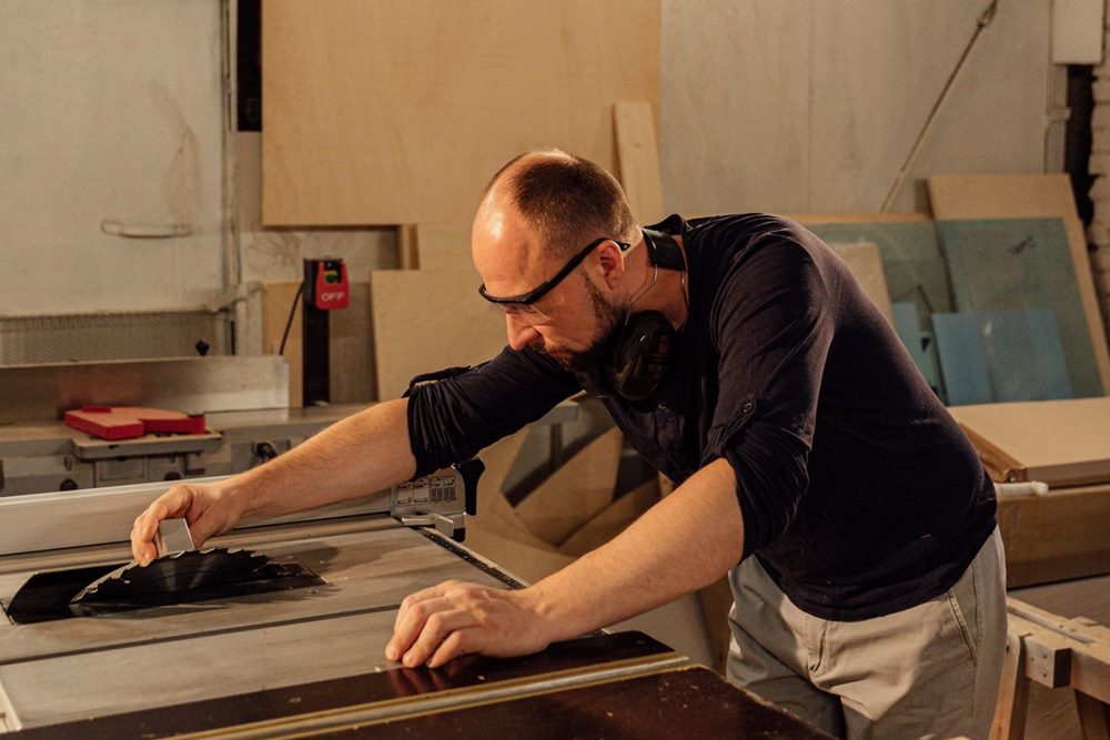Drilling and finishing furniture panels